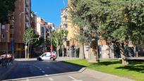 Vista exterior de Local en venda en L'Hospitalet de Llobregat