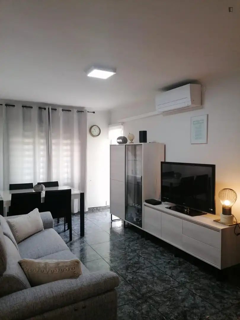 Room in Les Roquetes