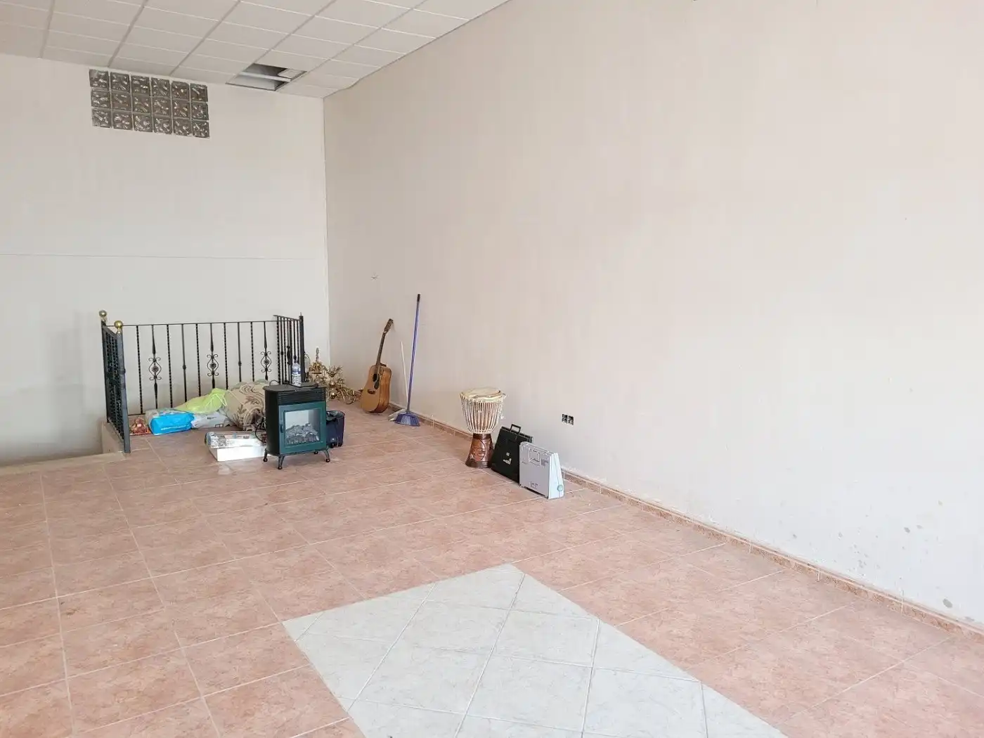 Local comercial en venta en Maria Auxiliadora - Barriada de Llera, imagen 3