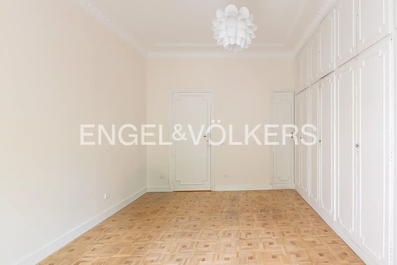 Dining room of Flat for rent in Madrid  with Air Conditioner, Heating and Balcony
