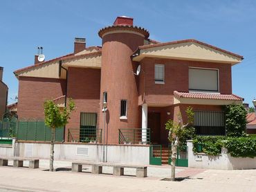 Casa aparellada amb balcó en venda a Carretera las Maricas