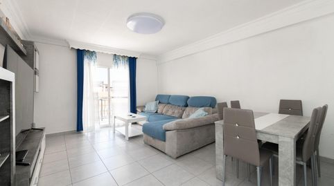 Foto 2 de Piso en venta en Calle Pura Gutiérrez, Barrio de Ciudad Jardín, Málaga Capital