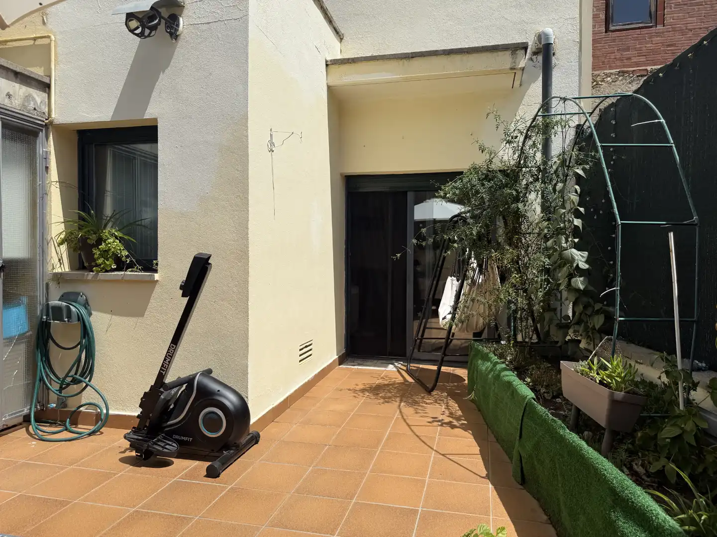 Terrasse von Erdgeschoss zum Verkauf in Serinyà, Girona