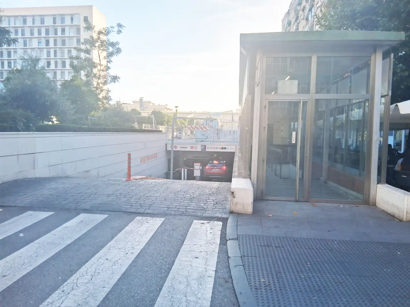 Einzelparkplatz mit Aufzug zur Miete in Camino de Ronda 101, imagen 5