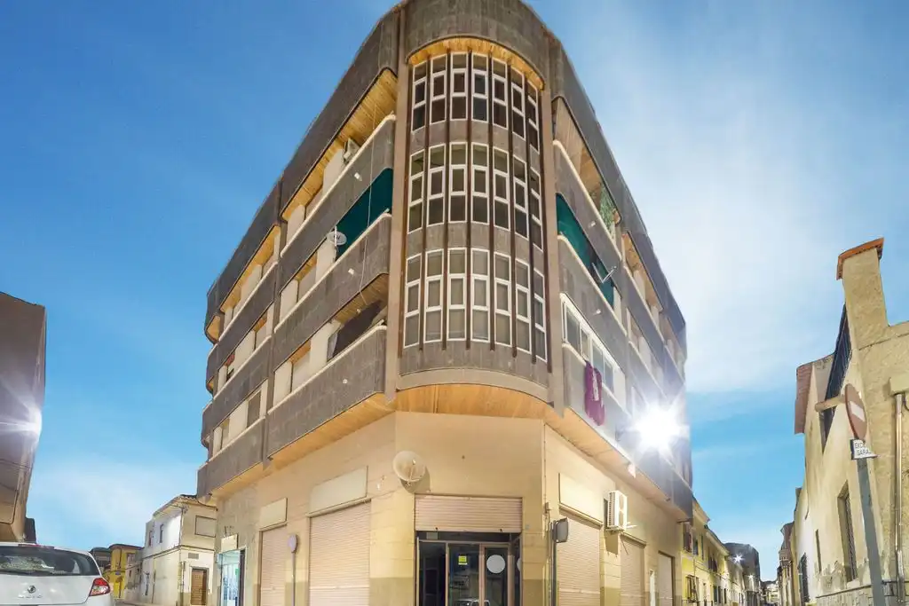 Business premises for sale in Cristobal Gracia 1