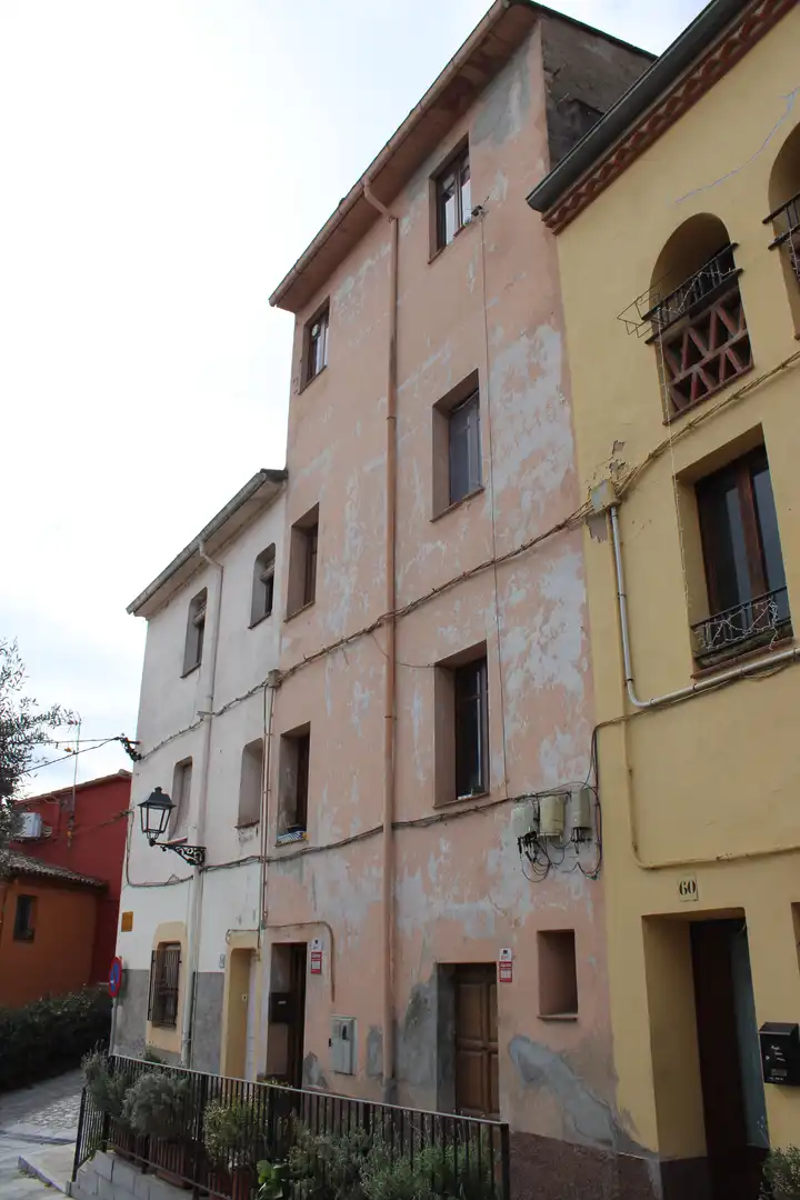 Vista exterior de Casa adosada en venda en Anglès amb Calefacció