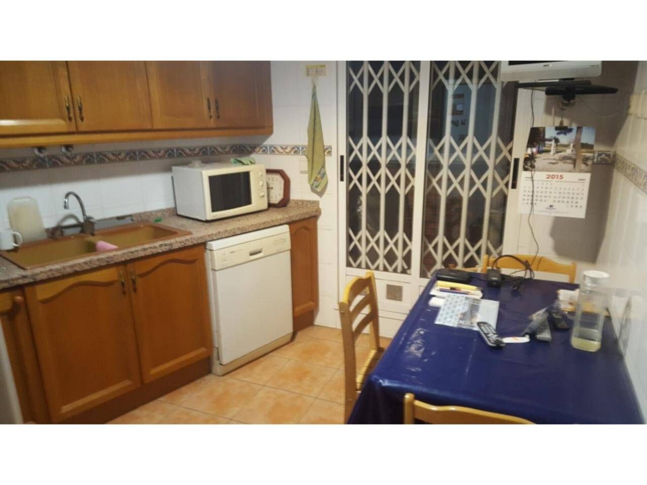 Kitchen of Flat for sale in  Valencia Capital  with Air Conditioner, Heating and Balcony