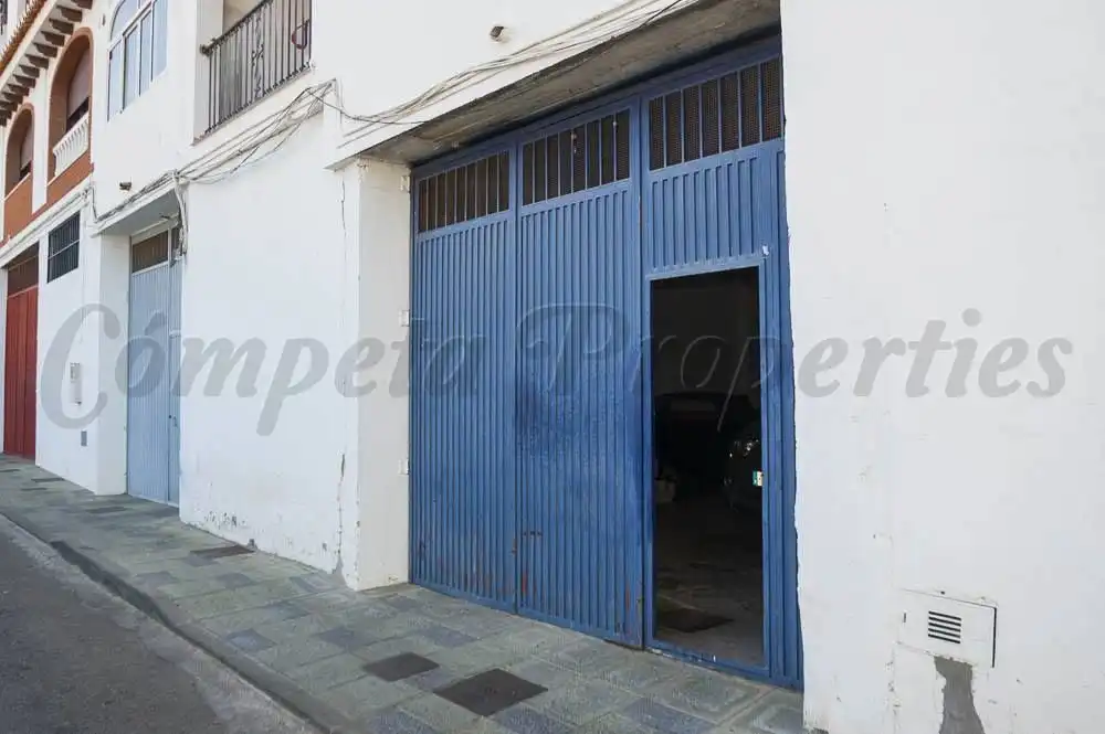 Business premises for sale in Cómpeta, imagen 2