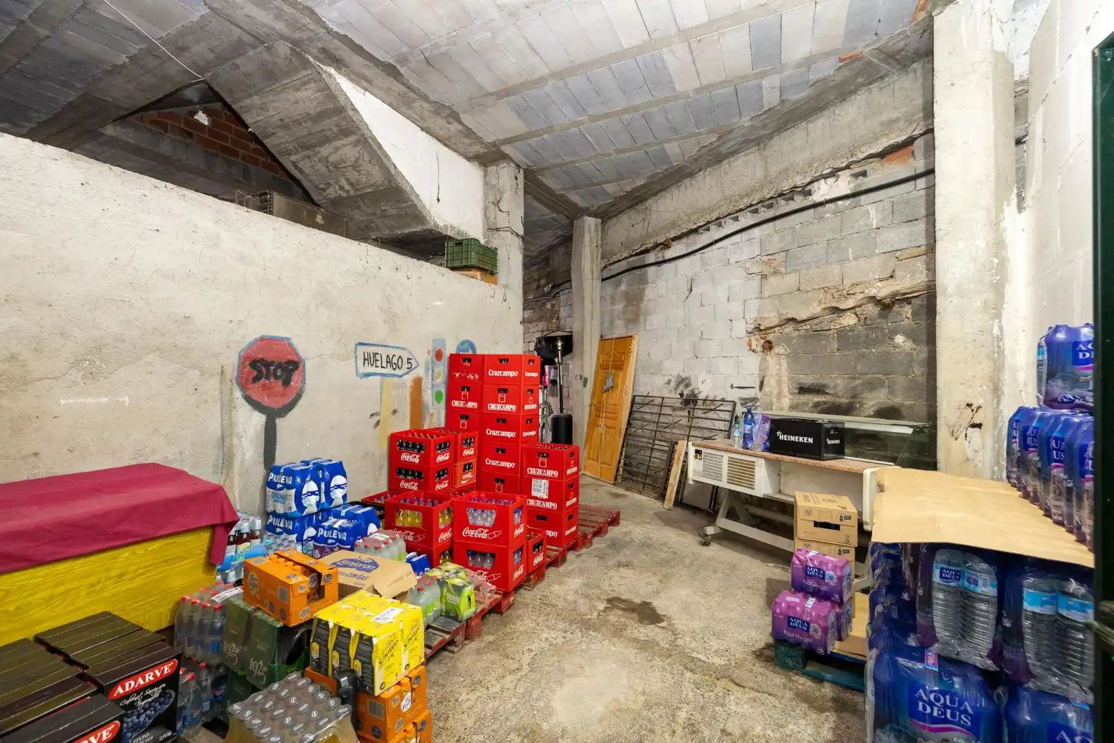 Local en venta en Huélago