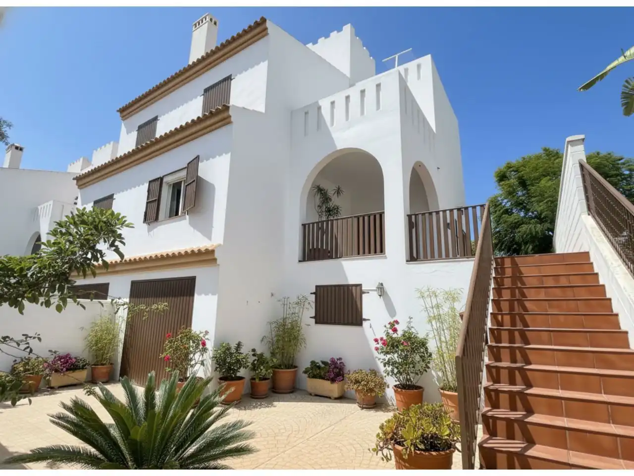 Casa adosada en venda a Al Andalus, Monteolivete - Camino Sevilla