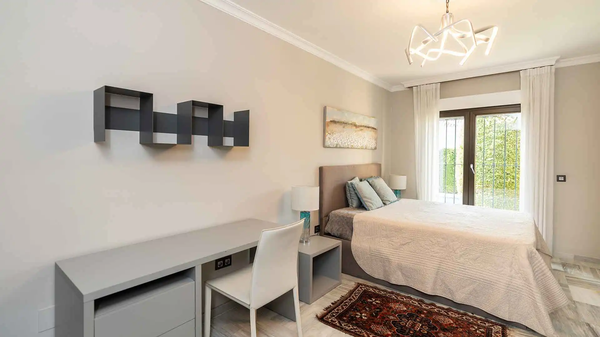 Habitación de Casa o chalet de alquiler en Marbella con Aire acondicionado, Jardín privado y Terraza