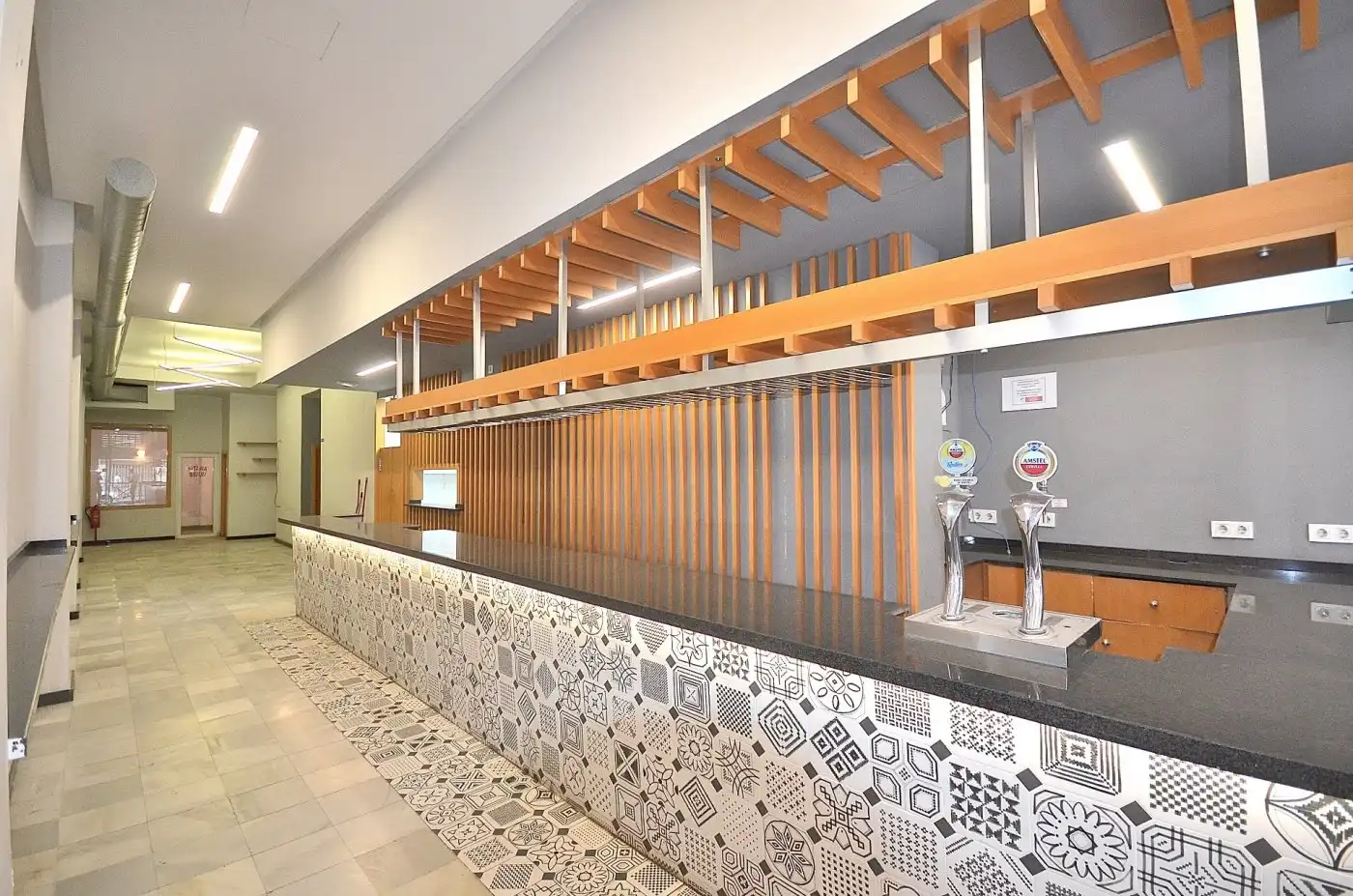 Local comercial en venta en Calle ramon gallud 59, imagen 14
