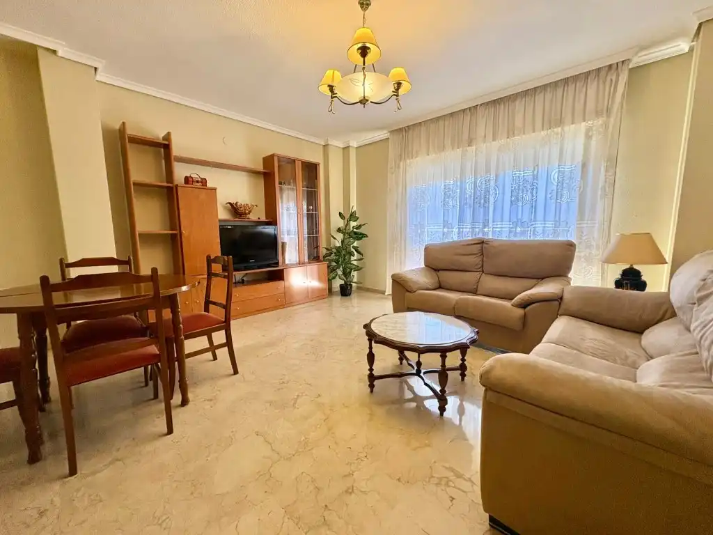 Wohnung mit Aufzug zur Miete in Poniente-Sur, imagen 2