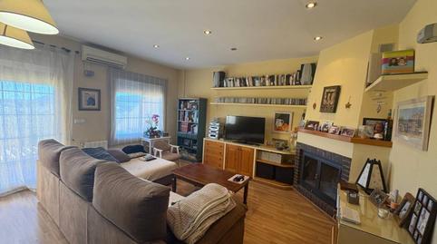 Foto 3 de Casa adosada en venta en Calle Maestro Cabanes Ballester, Onil, Alicante