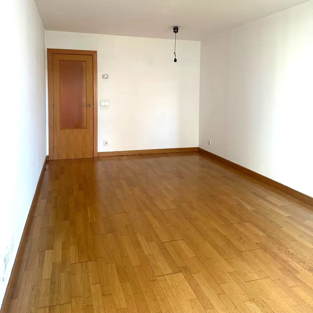 Sala de estar de Piso en venta en Berrioplano / Berriobeiti con Calefacción, Parquet y Terraza