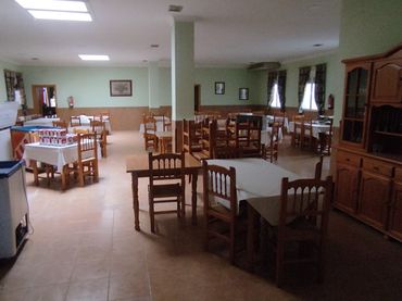 Local comercial en venta en Calle Cinco C Hermandad 2