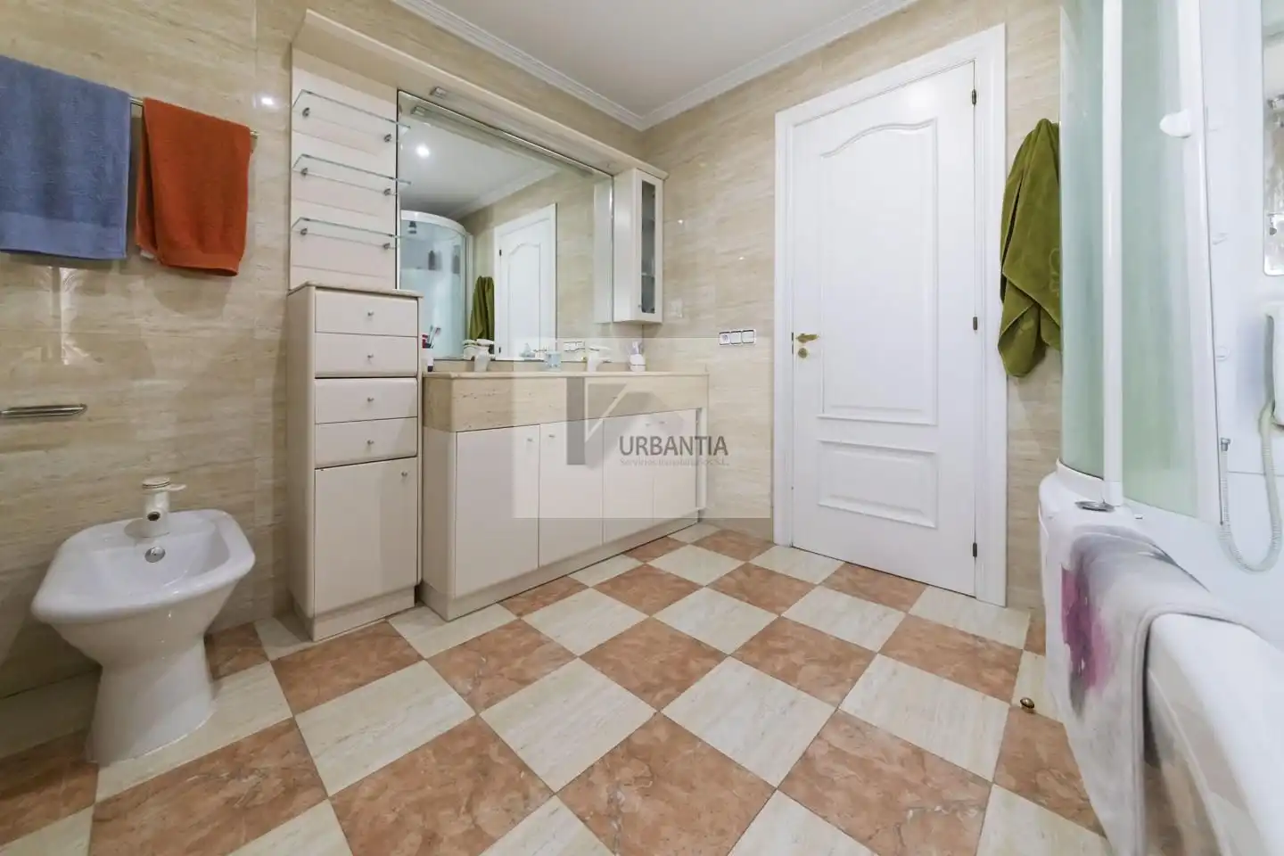 Baño de Casa o chalet en venta en Berrioplano / Berriobeiti con Aire acondicionado, Calefacción y Jardín privado