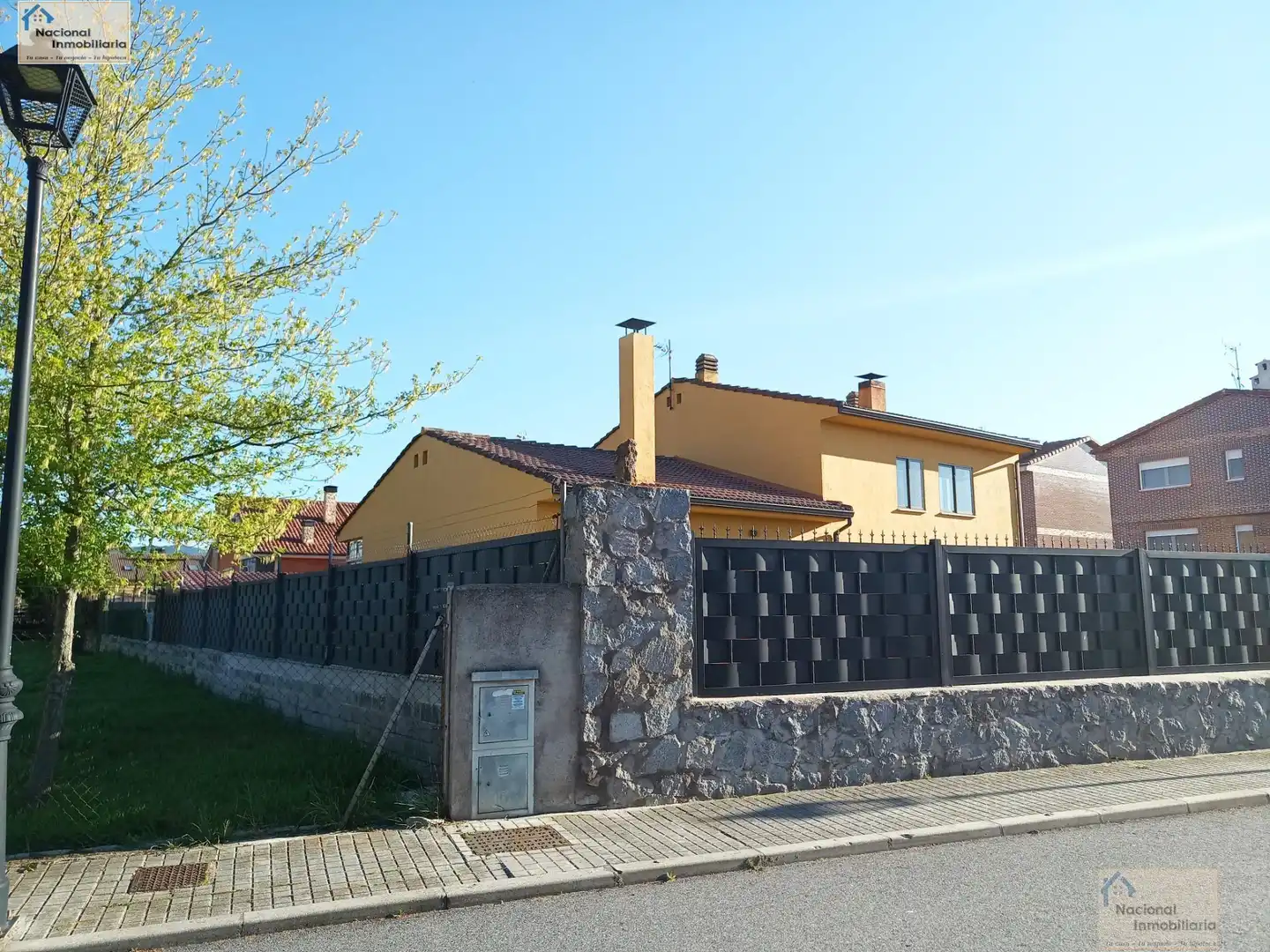 Vista exterior de Casa o chalet en venta en Palazuelos de Eresma con Calefacción, Terraza y Trastero