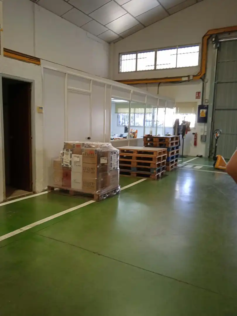 Industrial buildings for rent in Paterna