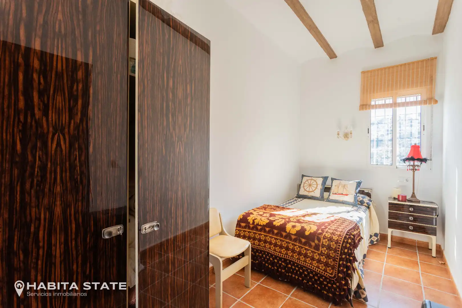 Dormitori de Casa o xalet en venda en Macael amb Jardí privat, Terrassa i Moblat
