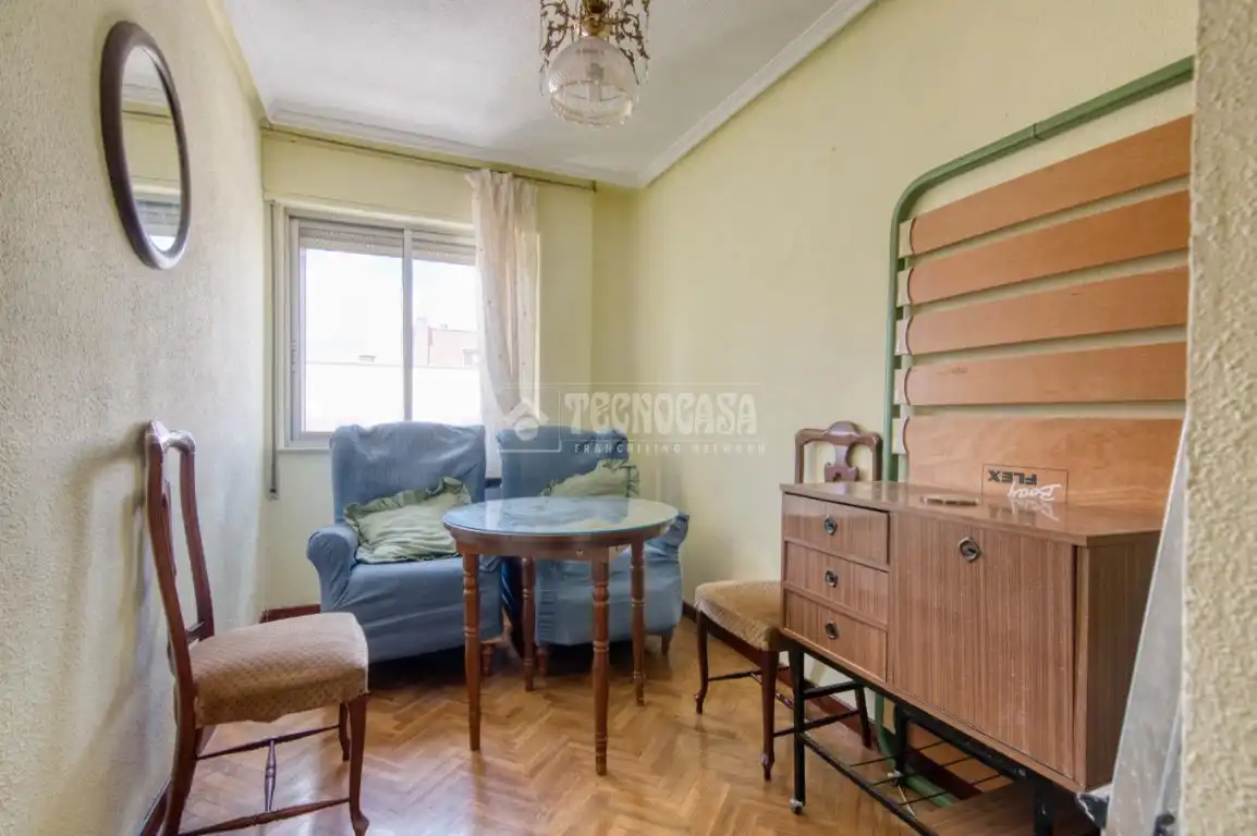 Habitación de Piso en venta en Salamanca con Calefacción y Balcón
