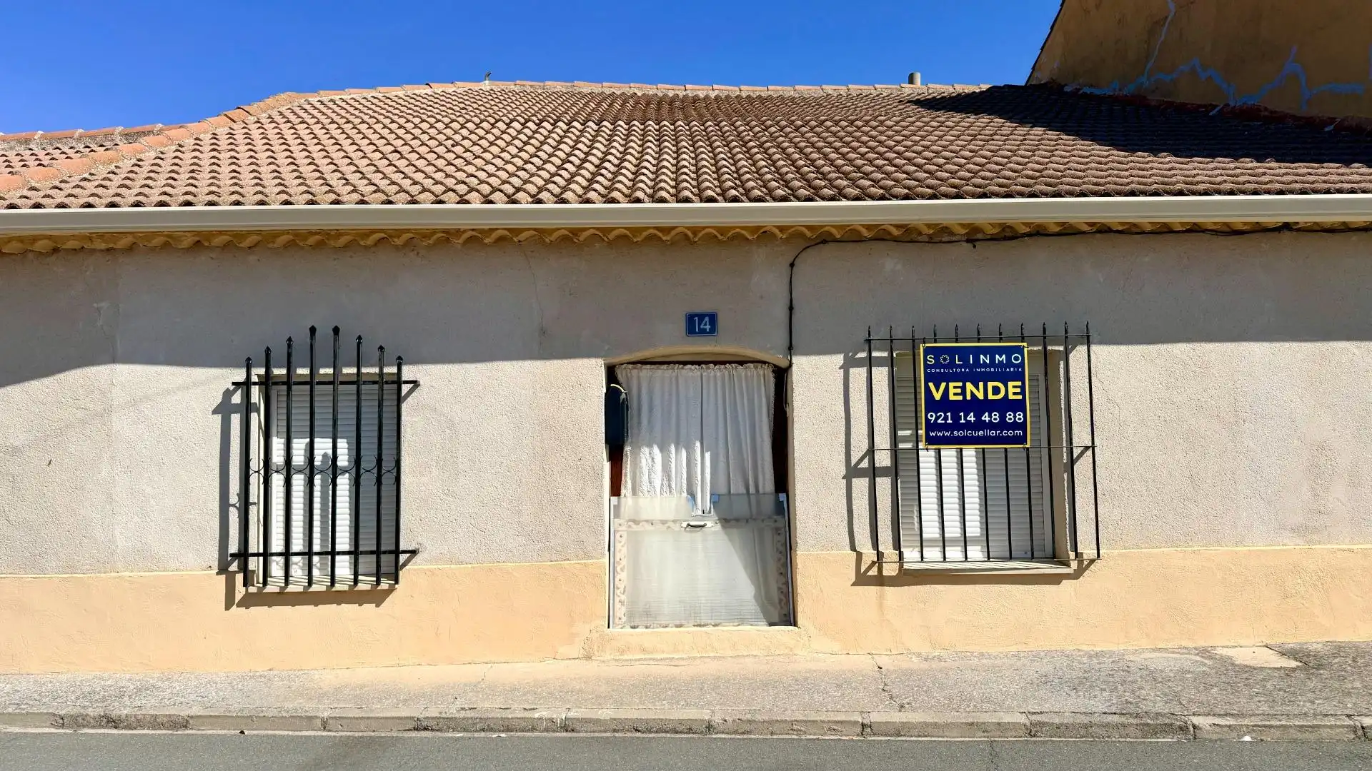 Vista exterior de Casa o chalet en venta en Fresneda de Cuéllar con Calefacción, Jardín privado y Trastero