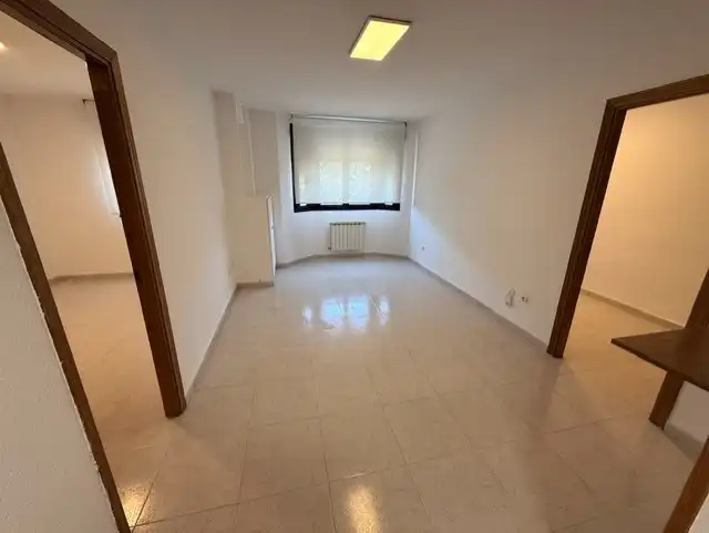 Wohnung zur Miete in Camarma de Esteruelas mit Ofen und Waschmaschine