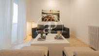 Living room of Flat for sale in  Madrid Capital  with Air Conditioner, Heating and Terrace