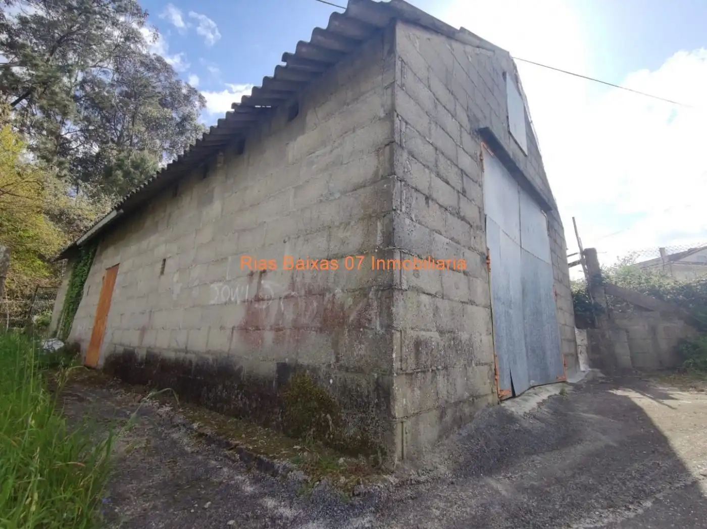 Terrenys i solars en venda a Mos