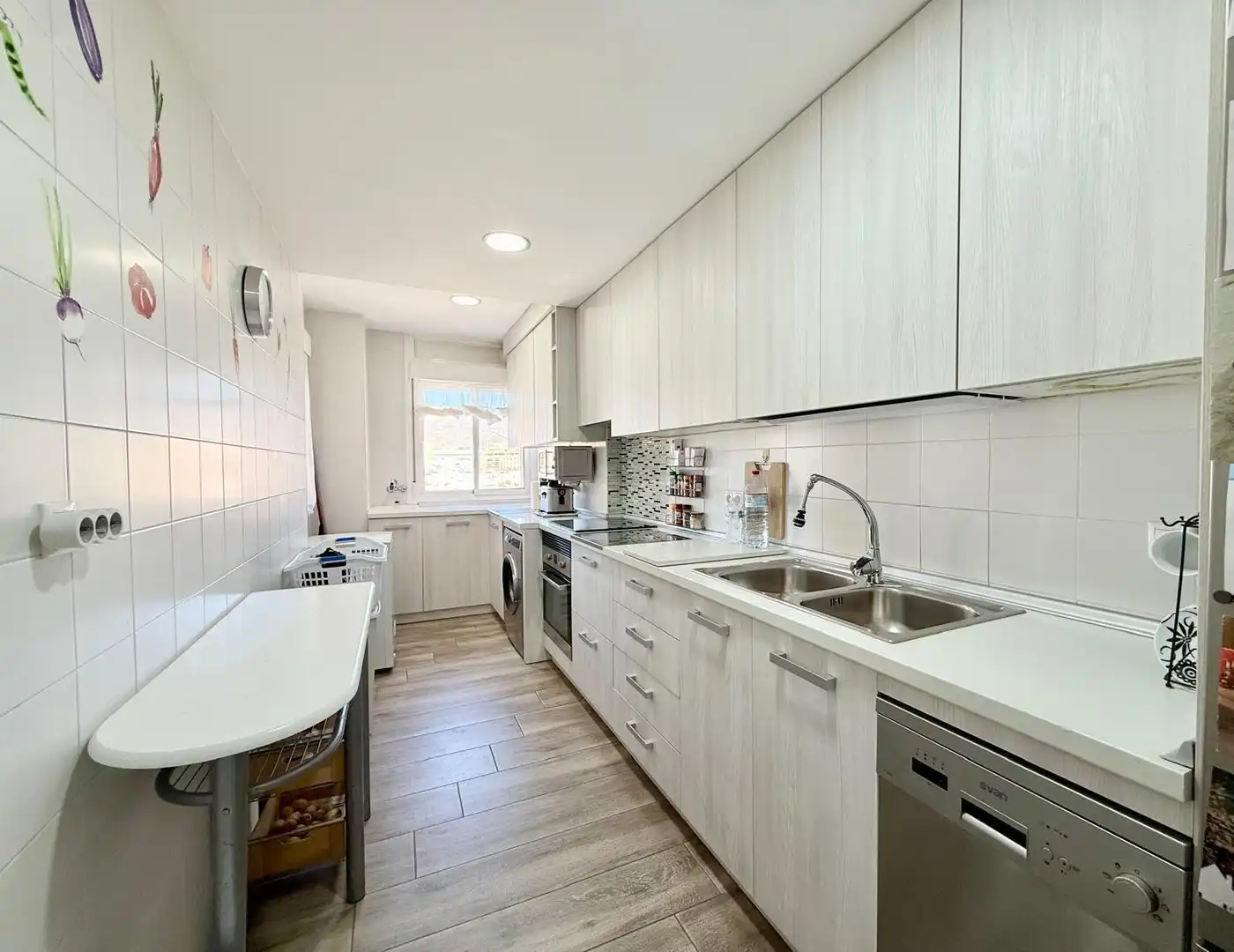 Kitchen of Flat for sale in Roquetas de Mar  with Air Conditioner, Heating and Terrace