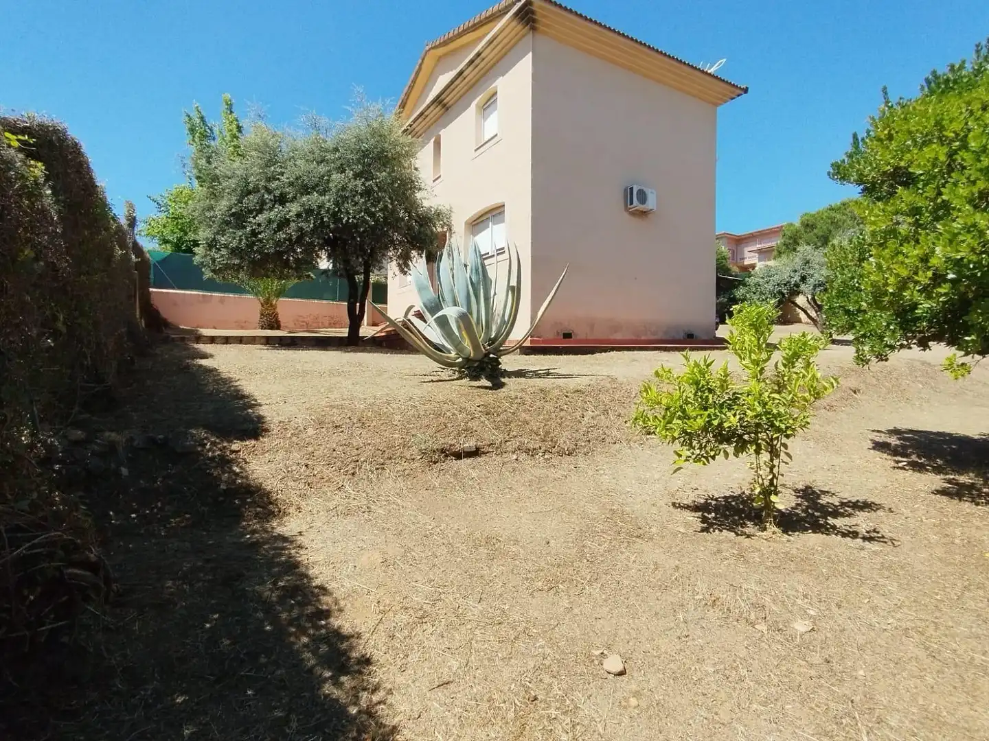Jardí de Casa o xalet en venda en Cáceres amb Aire condicionat, Calefacció i Jardí privat