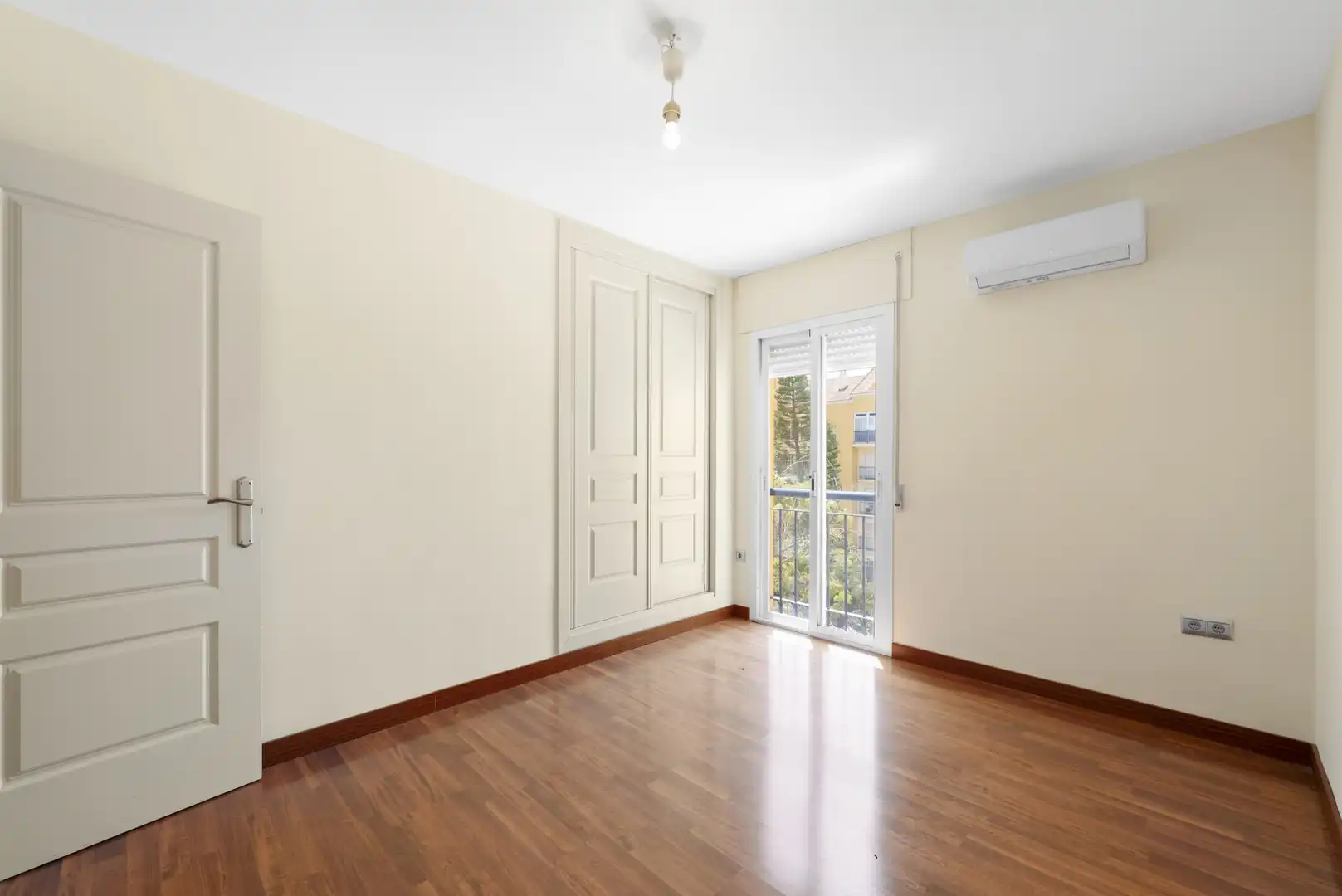 Bedroom of Apartments for sale in Benalmádena  with Air Conditioner, Terrace and Swimming Pool