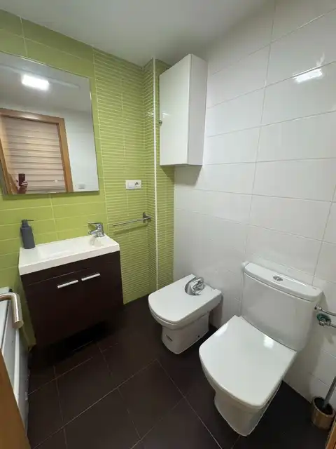 Badezimmer von Wohnungen zum Verkauf in Moncofa mit Klimaanlage, Terrasse und Möbliert