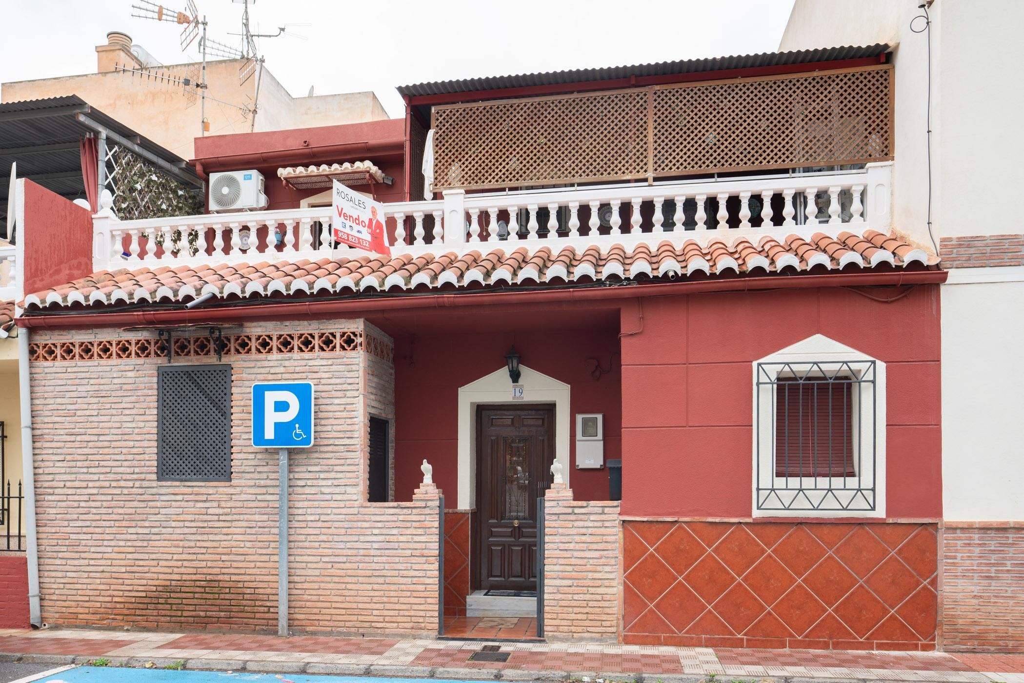 Vista exterior de Casa o xalet en venda en Motril