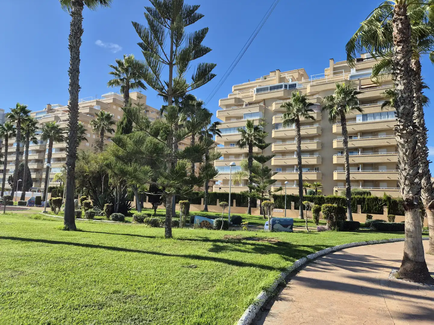 Exterior view of Flat for sale in Oropesa del Mar / Orpesa  with Air Conditioner, Terrace and Swimming Pool
