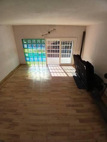 Local comercial en Alquiler en Avinguda de la Mare de Déu de Montserrat en La Salut