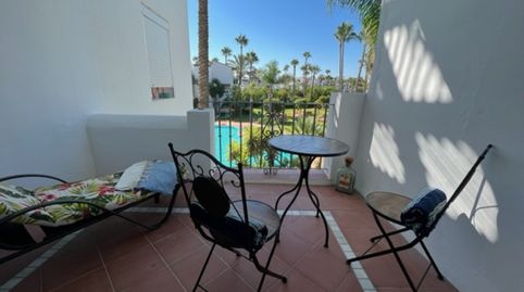 Foto 2 de Apartamento de alquiler en Villacana - Costalita - Saladillo, Estepona