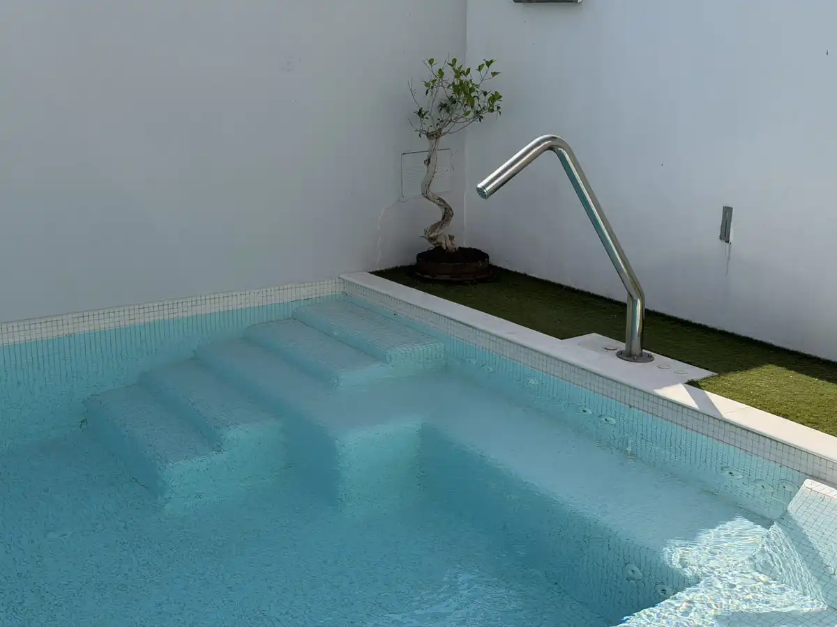 Adossat amb piscina en venda a Nueva Andalucía, imagen 5