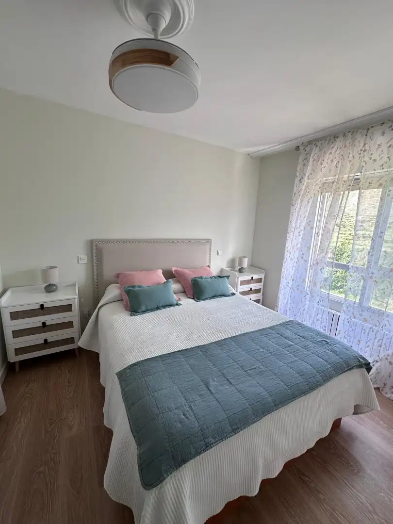 Habitación de Piso en venta en Viguera con Calefacción, Terraza y Amueblado