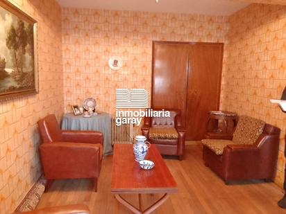 Living room of Flat for sale in Villarcayo de Merindad de Castilla la Vieja  with Terrace, Furnished and Balcony