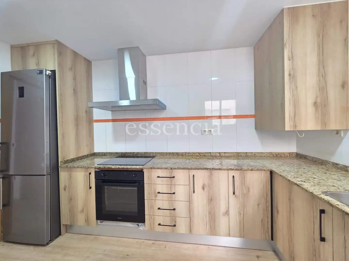 Kitchen of Flat for sale in Gandia  with Air Conditioner, Storage room and Balcony