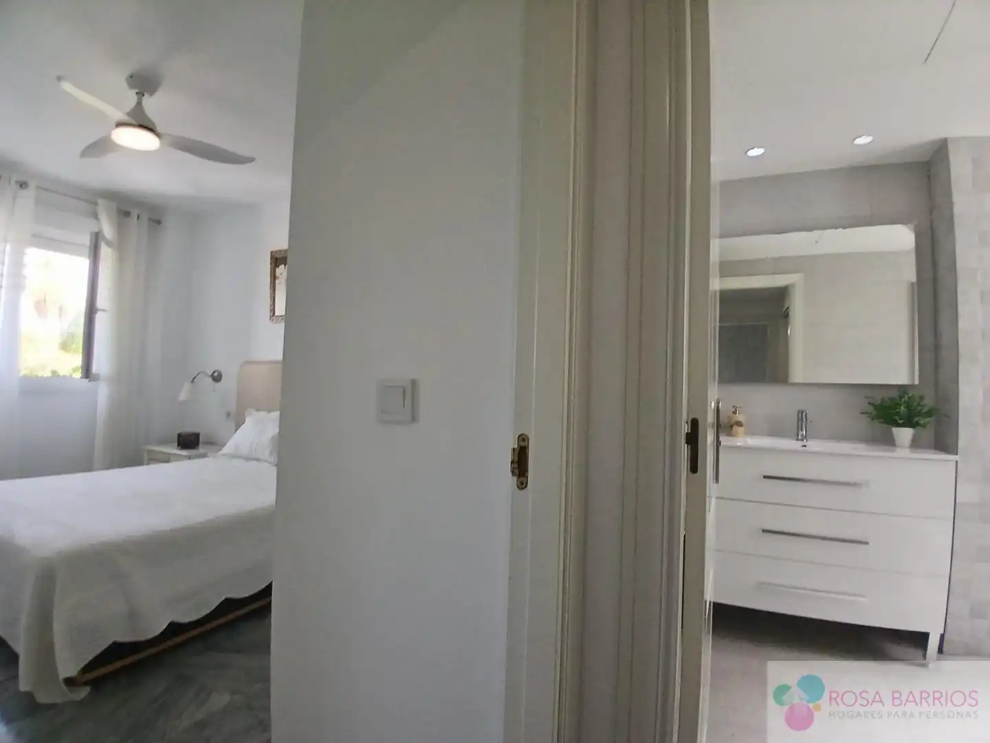 Bedroom of Flat for rent in Marbella  with Terrace, Furnished and Community pool