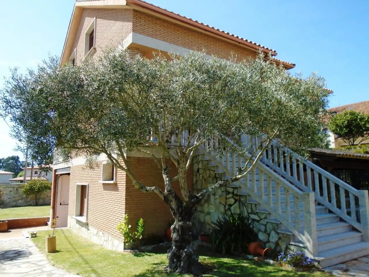 Jardí de Casa o xalet en venda en A Guarda   amb Calefacció, Jardí privat i Parquet