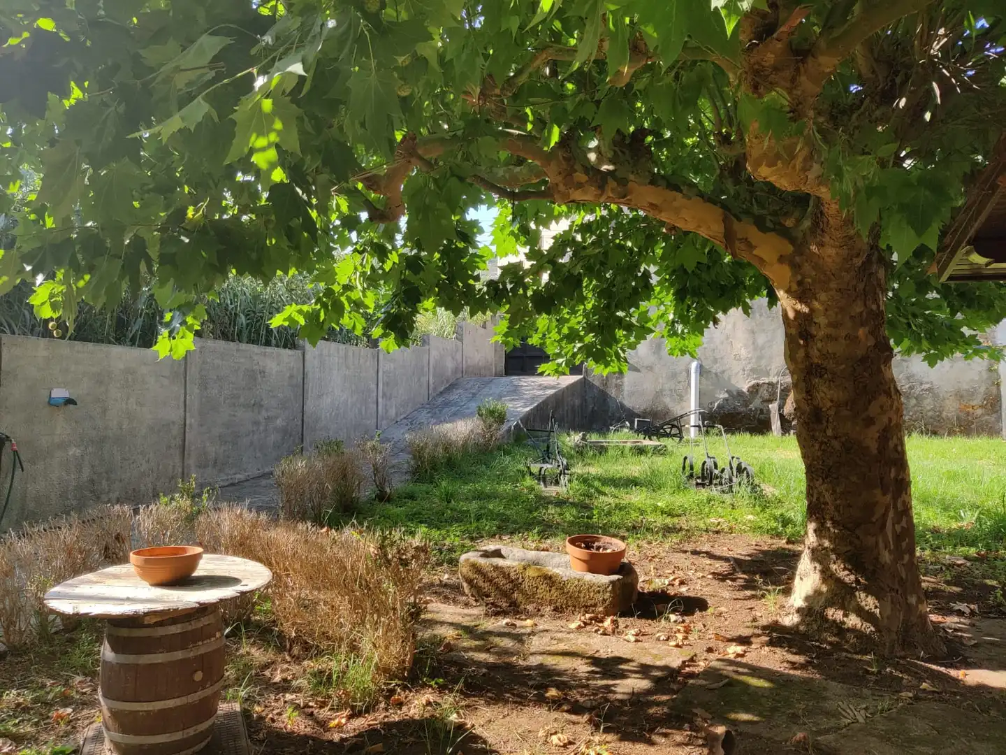 Jardí de Finca rústica en venda en Boiro amb Jardí privat