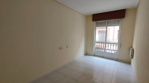Foto 3 de Piso en venta en Ronda de la Florida, Benavente, Zamora