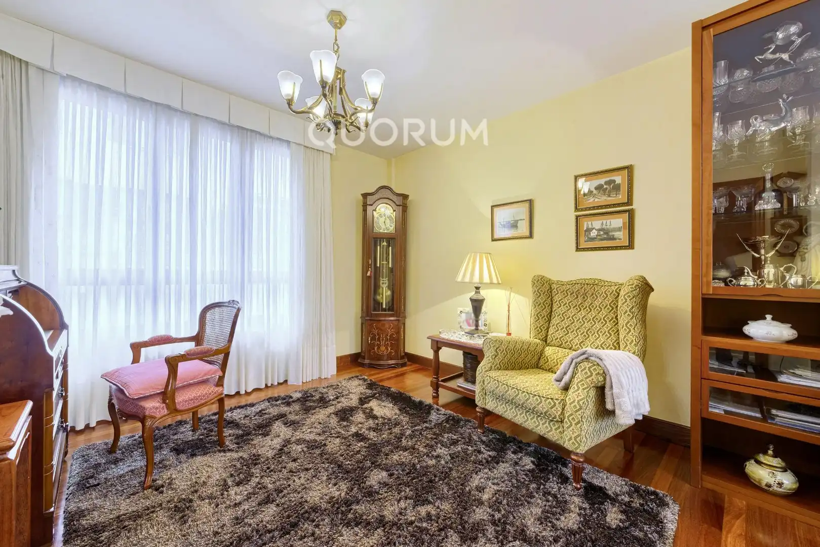 Sala de estar de Casa adosada en venta en Basauri  con Calefacción, Jardín privado y Terraza