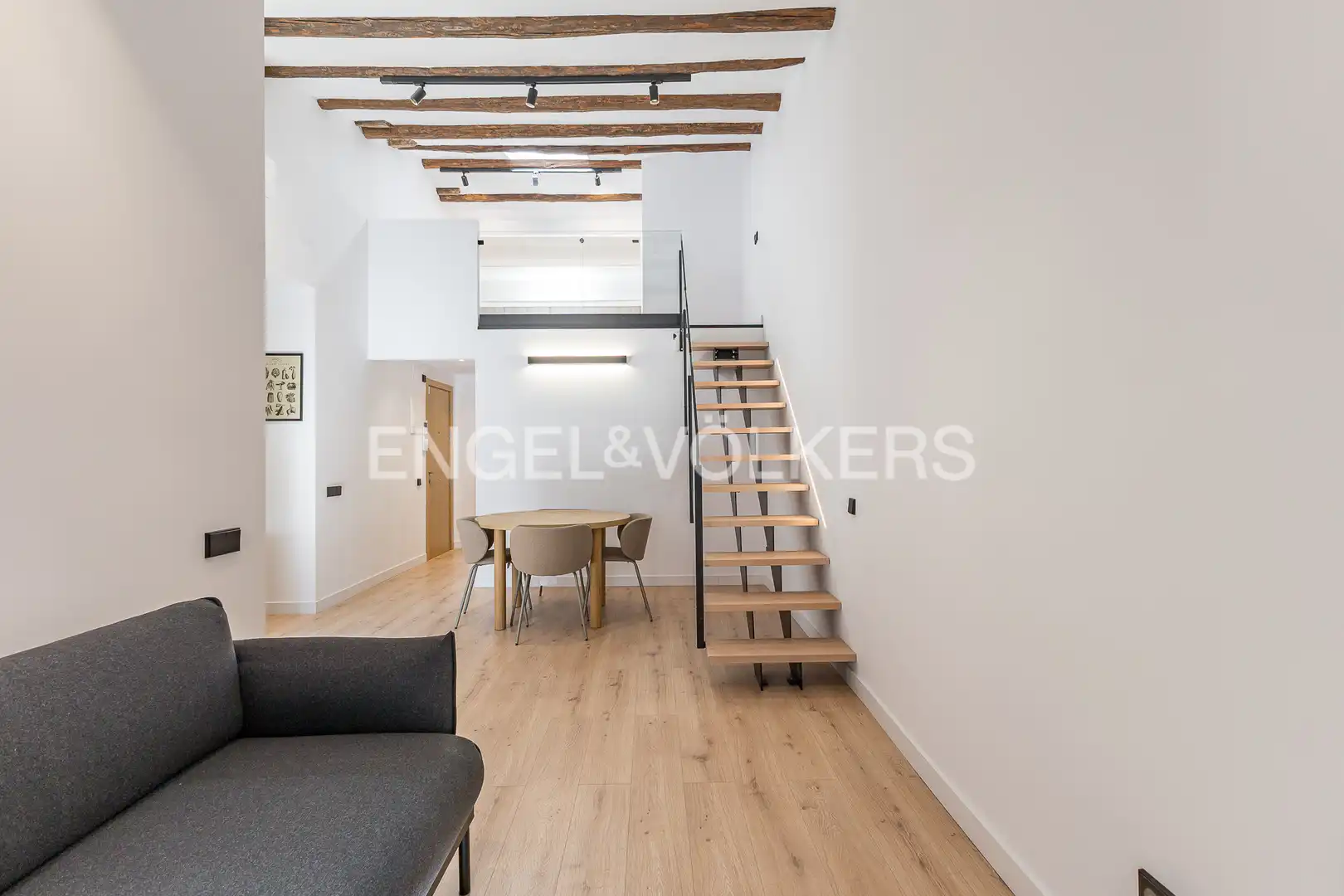 Sala d'estar de Pis de lloguer en Barcelona amb Calefacció i Balcó