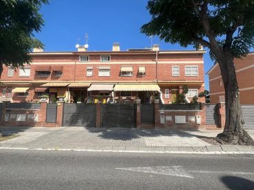 Reihenhaus mit Garten zum Verkauf in Campclar