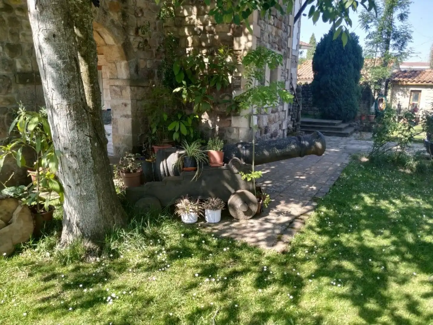 Jardí de Casa o xalet en venda en Cabezón de la Sal amb Calefacció, Jardí privat i Terrassa