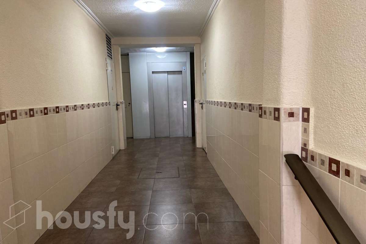 Flat for sale in Calle del General Ricardos, Opañel
